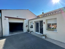 Proche Aigrefeuille d'Aunis, maison familiale avec grand jardin.