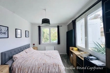 Aigrefeuille-d’Aunis, en hypercentre, petite maison d’environ 42 m² avec place de parking