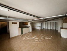 Aigrefeuille d'Aunis, maison de plain-pied avec piscine, garage de 80 m² et bureau indépendant