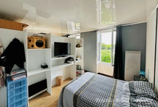 Maison de village de 141 m² avec dépendance et jardin. Beau potentiel