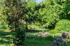 Propriété de caractère dans un écrin de verdure, proche de La Rochelle