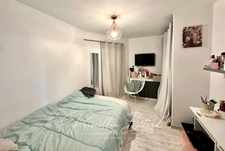 Belle maison familiale de plain-pied avec piscine et espace indépendant
