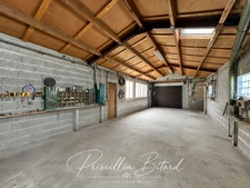 Aigrefeuille d'Aunis, maison de plain-pied avec piscine, garage de 80 m² et bureau indépendant