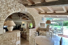 Belle propriété de caractère dans un écrin de verdure aux portes de La Rochelle