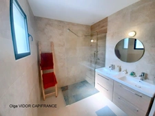 Dpt  (), à vendre  GRAU D'AGDE  villa P6  195 m² avec piscine, garage, suites parentales