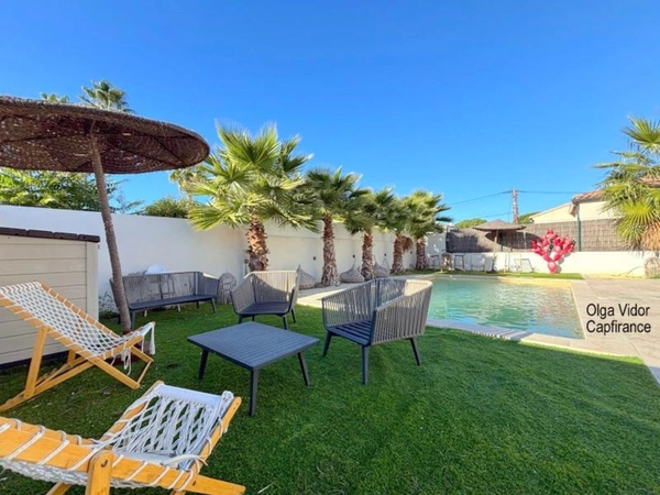 Dpt  (), à vendre  GRAU D'AGDE  villa P6  195 m² avec piscine, garage, suites parentales