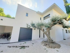 Dpt  (), à vendre  GRAU D'AGDE  villa P6  195 m² avec piscine, garage, suites parentales