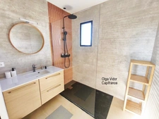 Dpt  (), à vendre  GRAU D'AGDE  villa P6  195 m² avec piscine, garage, suites parentales