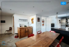 – Maison de ville atypique esprit loft avec garage,  Bas Cours Fauriel 