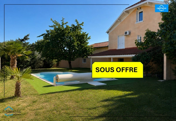 Maison de caractere 140m2, piscine , dependance attenante de 65 m², terrain 1000m2