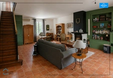 Maison de caractere 140m2, piscine , dépendance attenante de 65 m², terrain 1000m2