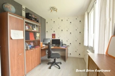 Renovated family home – 135 m² – 6 bedrooms – full basement – 740 m² plot
