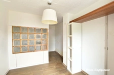 Maison de caractère 120 m² – 5 chambres – Dépendance 50 m² – Proche Rennes