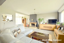 Renovated family home – 135 m² – 6 bedrooms – full basement – 740 m² plot