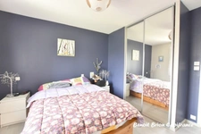 Renovated family home – 135 m² – 6 bedrooms – full basement – 740 m² plot