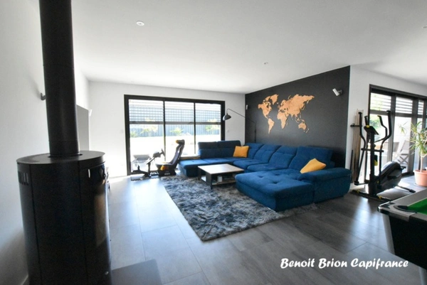 Maison à vendre 5 pièces MAEN ROCH (35)