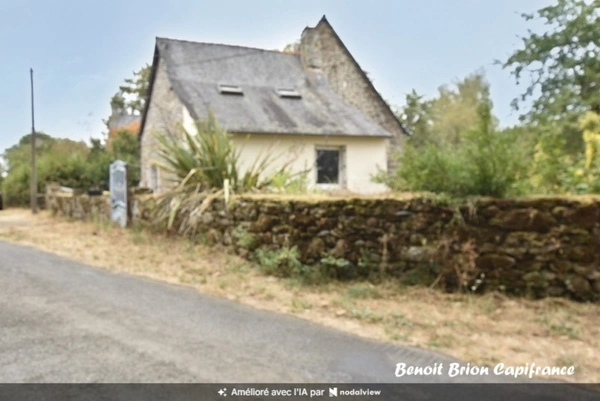 Maison en pierre de 55 m² avec jardin et terrasse- le Tiercent