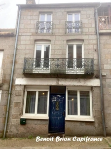 Townhouse 148 m² – Center of Antrain – 4 bedrooms – Large cellar