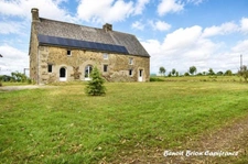 À vendre – Demeure historique en pierre d'environ 260 m² sur 2 hectares – Lapenty (50), à proximité de Saint-Hilaire-du-Harcouët