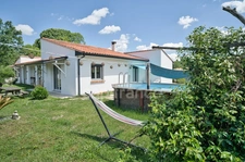 Maison de plain-pied 156 m² – 5 chambres - Montussan