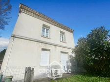 Dpt Gironde (33), à vendre LE HAILLAN Local commercial 