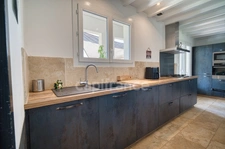 Maison de plain-pied 156 m² – 5 chambres - Montussan