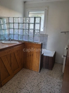 Maison à vendre 8 pièces SALINDRES (30) un appartement indépendant au rdc