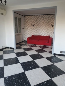 Maison à vendre 8 pièces SALINDRES (30) un appartement indépendant au rdc