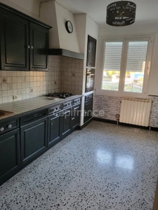 Maison à vendre 8 pièces SALINDRES (30) un appartement indépendant au rdc