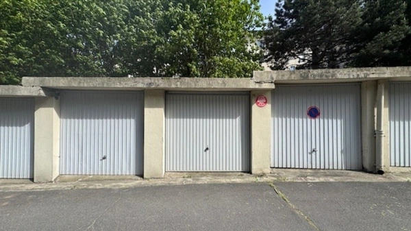 Box  à vendre CHATILLON (92) - Centre de Châtillon – à deux pas du Tramway T6
