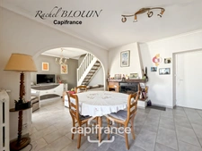6-room property for sale in NOYAL SUR SEICHE (35)