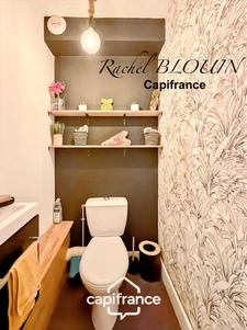 LA MEZIERE (35), 2-bedroom apartment of 77 m2 with terrace - 2 parking spaces, 1 of which is underground
