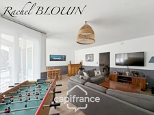 RENNES, Appartement type 5 pièces de 123 m2, 4 chambres, cellier, buanderie, cave et parking 
