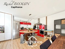 LA MEZIERE (35), 2-bedroom apartment of 77 m2 with terrace - 2 parking spaces, 1 of which is underground