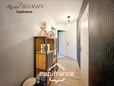 LA MEZIERE (35), 2-bedroom apartment of 77 m2 with terrace - 2 parking spaces, 1 of which is underground