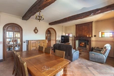 Maison en pierre de 280 m²