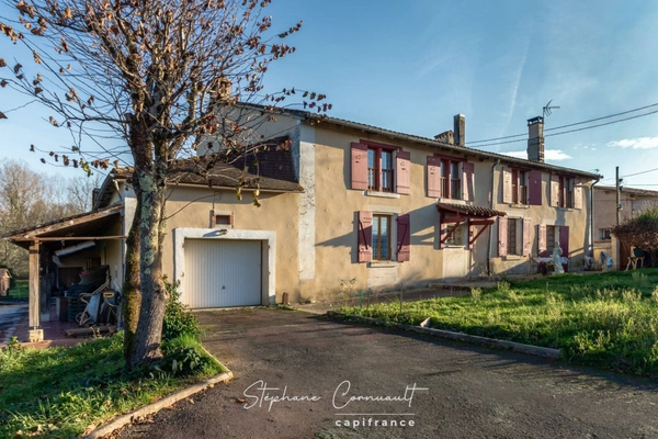 Maison en pierre de 280 m²