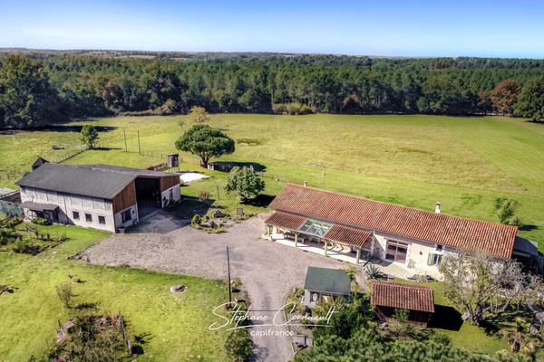 Propriété de 188m² sur 4,5ha au milieu de la nature