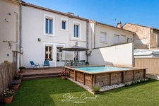 Maison de 147 m² avec piscine et jardin