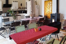 Propriété de trois maisons au calme