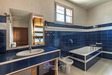 Maison familiale de 190m² avec dépendances au coeur de Neuvic 