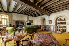 Au coeur de Paussac-et-Saint-Vivien, maison de caractère avec piscine