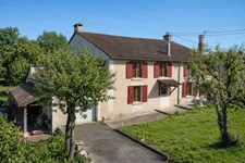 Maison en pierre de 280 m²