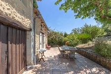 Maison en pierre de 130 m² avec piscine