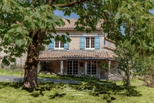 Maison en pierre de 147m² à la campagne