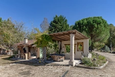 Propriété de 188m² sur 4,5ha au milieu de la nature