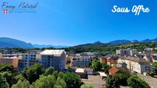 A vendre : Appartement T5 en Duplex avec terrasse et place de parking- Dernier étage- centre CHAMBERY (73)