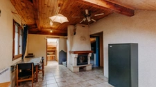 À vendre – Maison individuelle familiale T5, style savoyard, grand jardin et grand garage