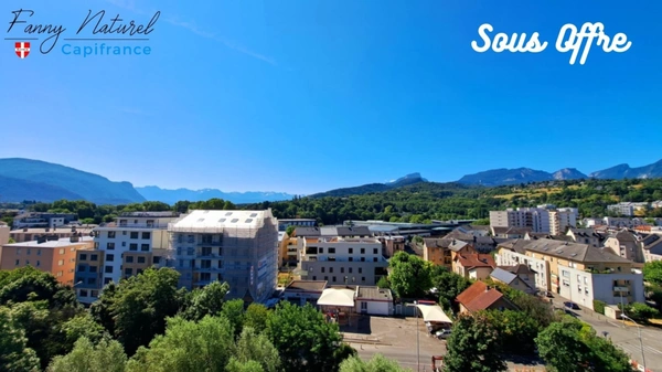 A vendre : Très bel Appartement T5 en Duplex de 116 m²- Dernier étage- CHAMBERY (73)