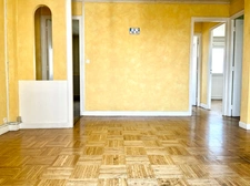 Dpt Marne (51), à vendre REIMS un appartement au quatrième et dernier étage, un balcon, une cave, 